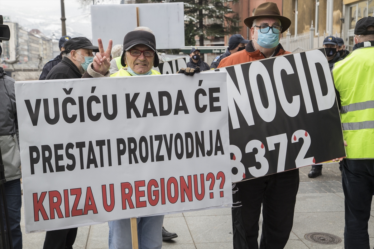 Tip Ba Foto Mirni Protest Gra Ana Ispred Ambasade Srbije U Sarajevu