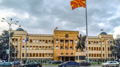 Siljanovska Divkova i Pendarovski u drugom krugu predsjedničkih izbora u Sjevernoj Makedoniji