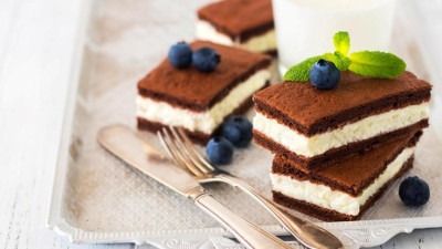 Video: Oduševio nas je recept za domaće Kinder Milch Schnitte, bolje su od kupovnih