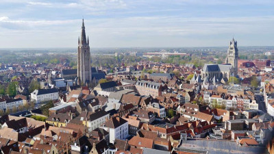 Bruges poziva turiste da prestanu krasti kaldrmu