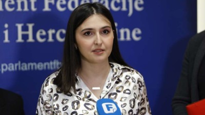 Banović: Zaustavimo ponižavanje pravde; ‘Kraj otkupljivanju kazni za zločine protiv čovječnosti’
