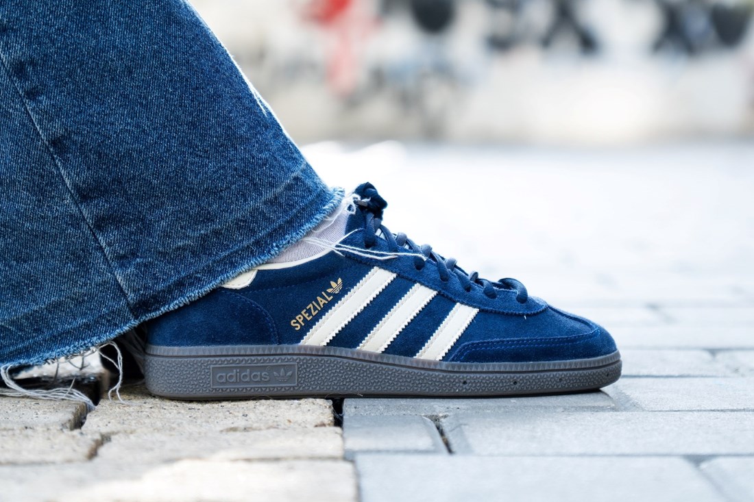 Šta zapravo znači adidasov logo s tri pruge?
