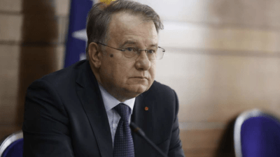 Premijer Nikšić o prepiskama: ‘Ovo je fabricirana afera, nema pravne države ako iz Tužilaštva cure dokazi’