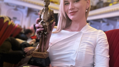 Foto: Šejla Zonić dobitnica nagrade u Istanbulu