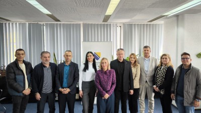 Foto/Ministrica Pozder potpisala ugovore za kapitalni transfer: Razvijamo turizam kroz održive i autentične projekte širom FBiH