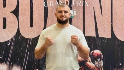 Ahmed Krnjić savladao Južnoafrikanca Keatona Gomesa i izborio finale WBC Boxing Grand Prix turnira