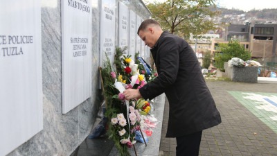 Foto: Tuzlanski kanton svečano obilježio Dan državnosti BiH