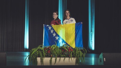 Foto: Učenice iz Tuzle predstavile Bosnu i Hercegovinu na međunarodnom naučnom EXPO-u u Luksemburgu