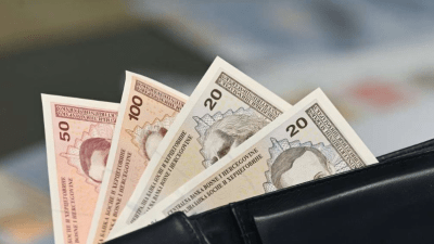 Lažne novčanice i u bankomatima u BiH: Bankovna službenica otkrila krivotvorene marke