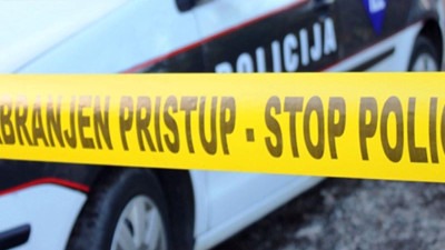 Teška nesreća u TK: Škodom udarila maloljetnu pješakinju koja je hospitalizirana u UKC-u Tuzla