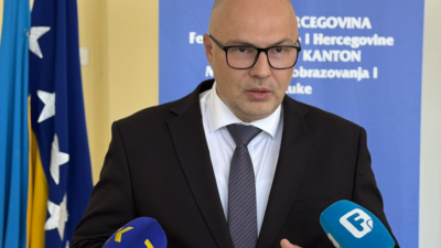 Ministar Omerović pozvao nadležne sigurnosne agencije da identifikuju odgovorne za dojave o postavljenim eksplozivnim napravama u školama u TK