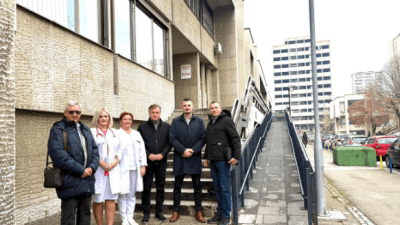 Uspješno završen projekat izgradnje pristupne rampe za Službu Pedijatrija Doma zdravlja Tuzla