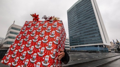 Novogodišnji pokloni Vijeća ministara BiH za odabrane
