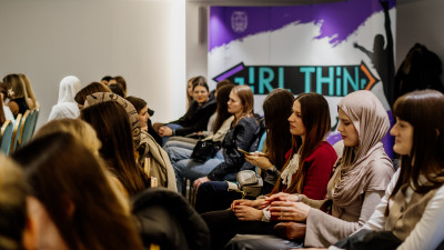 Foto: Najuspješnija godina GirlTHing-a u Tuzli do sada: završetak projekta i proslava 7. rođendana