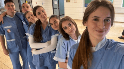 Učenici Medicinske škole Tuzla traže rješenja za problem kašnjenja lijekova u BiH