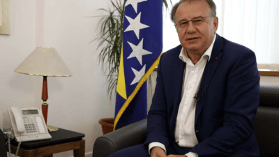 Premijer Nikšić uputio novogodišnju čestitku: Unapređenje standarda, socijalna sigurnost i vladavina prava u fokusu rada Vlade FBiH