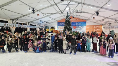 Foto: Održan najveći i najbolji maskenbal na ledu u Tuzli