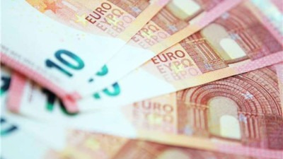 Srbija: Veće plate i penzije, promijenjeni uslovi za odlazak žena u penziju