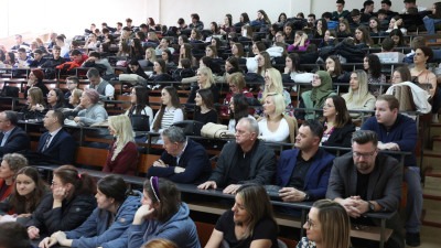 Foto: Jačanje identiteta kroz očuvanje maternjeg jezika u TK