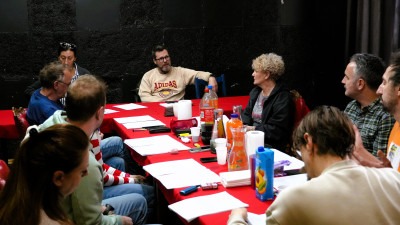 Foto: ‘Predstava koja je pošla po zlu’ – svjetski pozorišni hit koji osvaja publiku uskoro na sceni Narodnog pozorišta Tuzla