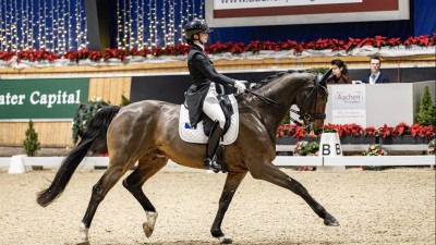 Dresurna jahačica Ema Emina Nefić nakon sezone 2025. u kojoj su rad i kontinuitet sjeli u sedlo: Od prvog međunarodnog nastupa do Evropskog prvenstva u Le Mansu