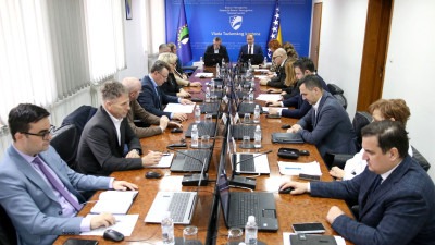 8,1 milion KM za čišći zrak i upravljanje otpadom u TK; Vlada TK zdravstvenim radnicima nudi povećanje od 8 do11 posto