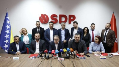 Video: U Banjoj Luci potpisan Sporazum o zajedničkom nastupu pet političkih stranaka na izborima 2026.