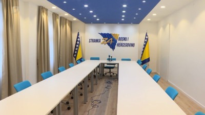 Nakon raskola u Stranci za BiH: Nova politička realnost u TK