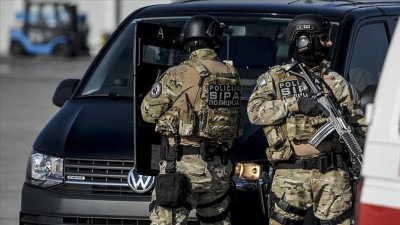 U nastavku operativne akcije “Lan” uhapšen policijski službenik