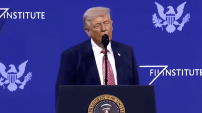 Video/Trumpov vojni vodič za početnike: Pucaj, pucaj, bum!