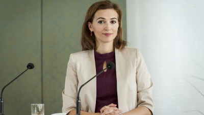 Austrijska poslanica Alma Zadić  traži istragu o slučaju ‘Sarajevo safari’