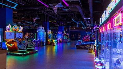 Foto: BCC Gračanica dobija najveću arkadnu igraonicu u Bosni i Hercegovini