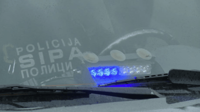 SIPA: U akciji “Zid” uhapšeno sedam osoba, zaplijenjeni droga, oružje i vozila