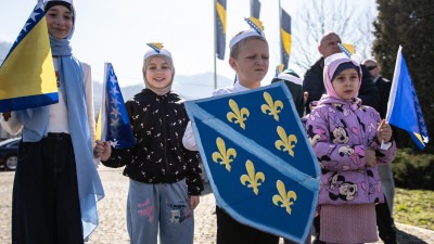 Foto: Obilježen Dan nezavisnosti Bosne i Hercegovine u Memorijalnom centru Srebrenica