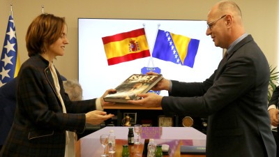 Foto: Gradonačelnik Lugavić sastao se s ambasadoricom Kraljevine Španije