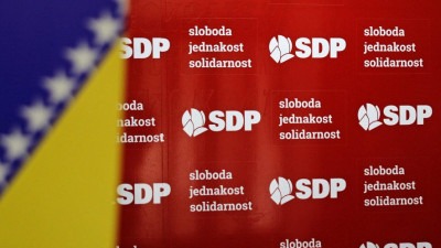 SDP: Ako je biti doktor ‘zanimanje kao i svako drugo’, probajte bez njih jedan dan!