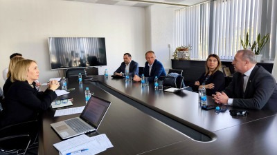 Ministrica Pozder s direktorima aerodroma o novim turističkim linijama