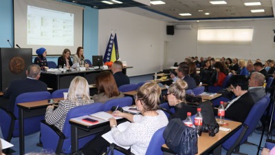 Foto: Na tematskoj sjednici Skupštine TK raspravljano o stanju u privrednom društvu Koksara d.o.o. Lukavac u stečaju; Doneseno niz zaključaka…