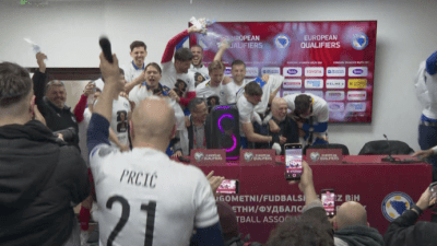 Video: Zmajevi uz muziku odveli selektora Barbareza sa press konferencije u Zenici