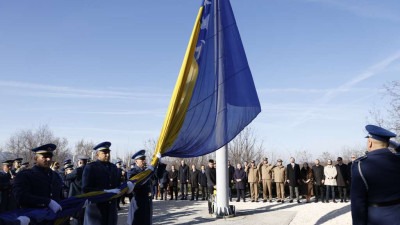 Foto: Na Humu podignuta zastava: Počelo obilježavanje Dana nezavisnosti BiH