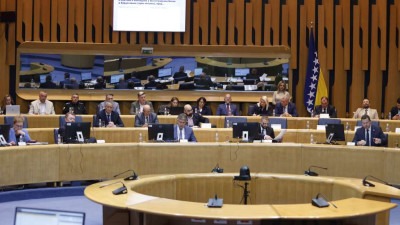 Dom naroda PSBiH usvojio prijedlog izmjena i dopuna Zakona o plaćama u institucijama BiH