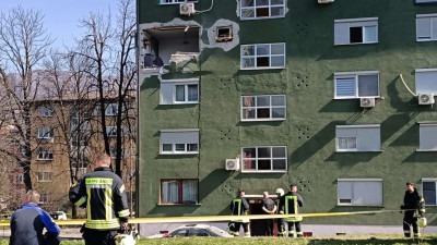 Eksplozija plinske boce u Zenici, dvoje zadobilo teške povrede, izbijeni zidovi zgrade