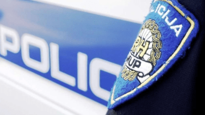 U Makarskoj uhapšeni lažni policajci iz BiH: Prava policija im napravila sačekušu