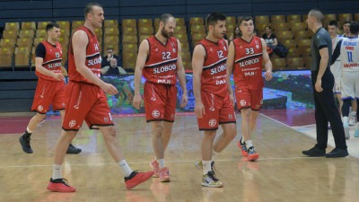 Velika pobjeda crveno-crnih u derbiju: Sloboda Energoinvest srušila Široki u produžetku nakon nevjerovatne borbe