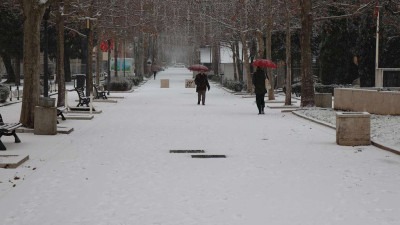 Sladić upozorio: Dolazi snijeg, ne ići na put bez zimske opreme