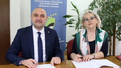 Potpisan ugovor o sufinansiranju Roditeljske kuće u Tuzli