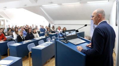 Foto: Značaj deklarisanja hrane – Grad Tuzla domaćin seminara za privrednike i stručnjake