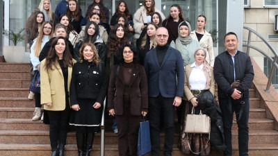 Foto: Tuzla domaćin učenicima iz Istanbula – prijem kod gradonačelnika