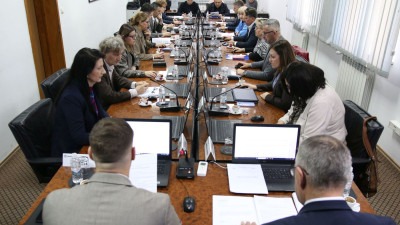 Vlada TK usvojila niz odluka, višemilionske investicije u UKC Tuzla, energetska efikasnost i socijalna podrška