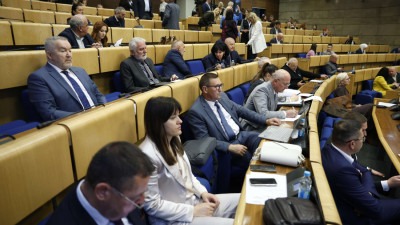 Tržište rada se mijenja: Federacija BiH uvodi lakše zapošljavanje stranaca